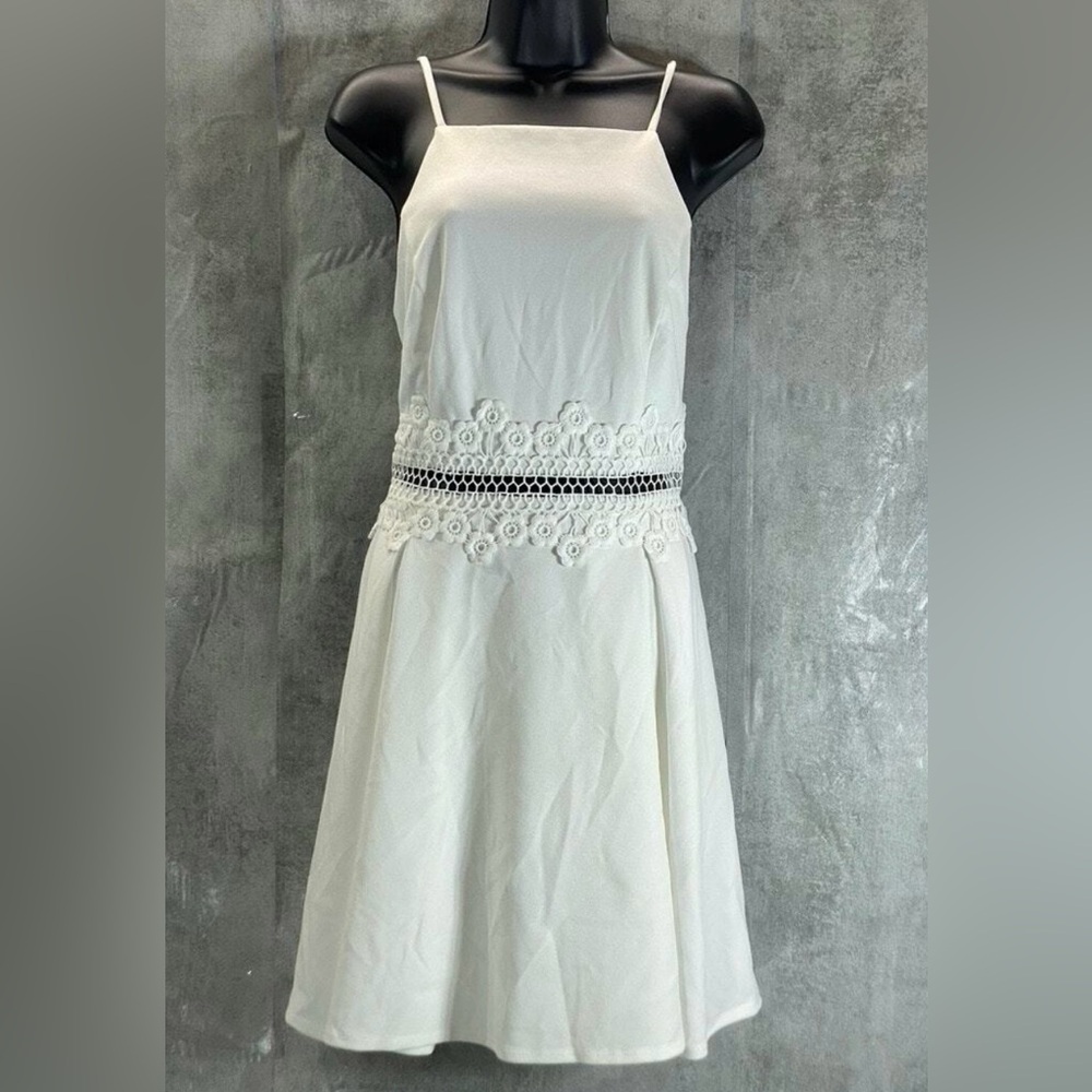 B Darlin NWOT White Dress with Lace inlet Around Waste